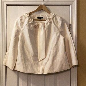 Ann Taylor Elegant Cream Vintage Blouse with Bow Detail Hidden Zipper. Size M